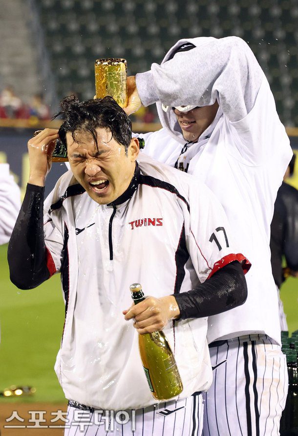 ST포토 | 박해민의 생존 선언, 현장을 울리는 구조의 힘