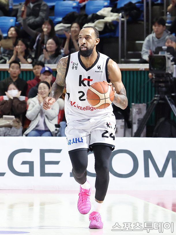 ST포토 | 윌리엄스, 스피드로 이끄는 득점 행진