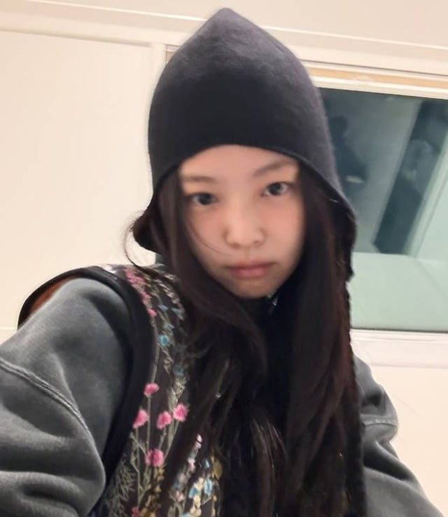 꽃무늬 패션으로 퍼진 MZ의 김장룩 열풍, 할머니 스타일의 반전 매력