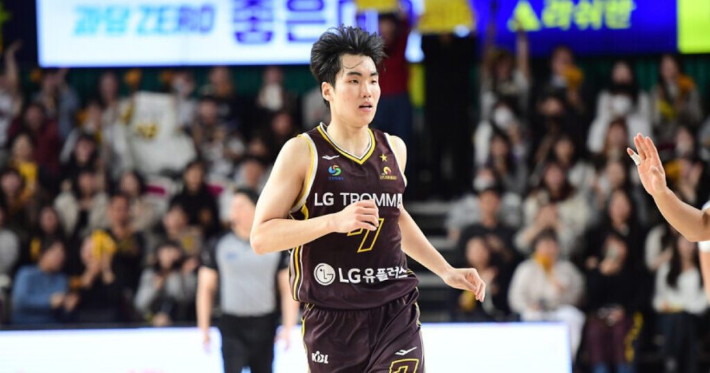 JB프리뷰 |  빡빡한 일정 속 LG 선두 지키는 비밀, 유기상 부상에도 흔들리지 않았다