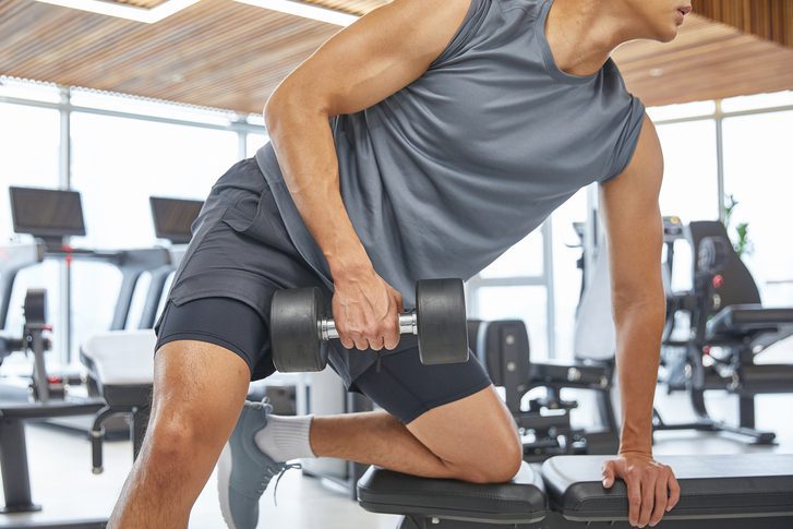 가족 | “아파도 헬스장 간다”…심한 운동 집착도 질환이라고? – 코메디닷컴